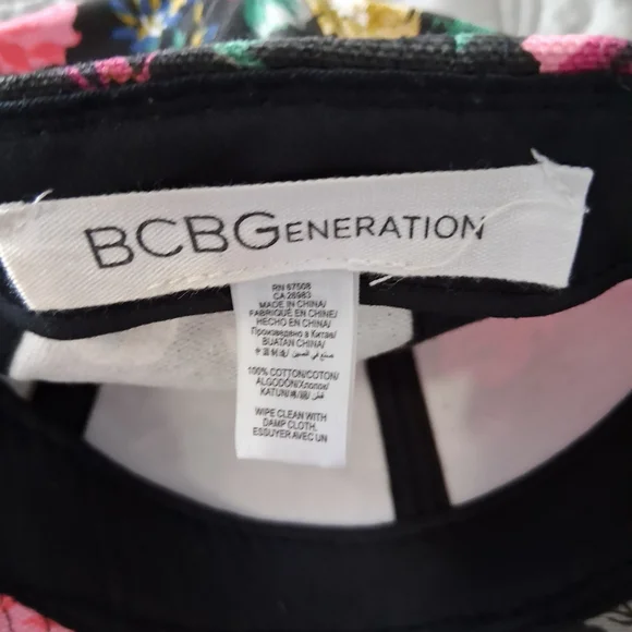 BCBGeneration Floral Baseball Cap OS Cotton Strapback Pink & Black New - Picture 3 of 3